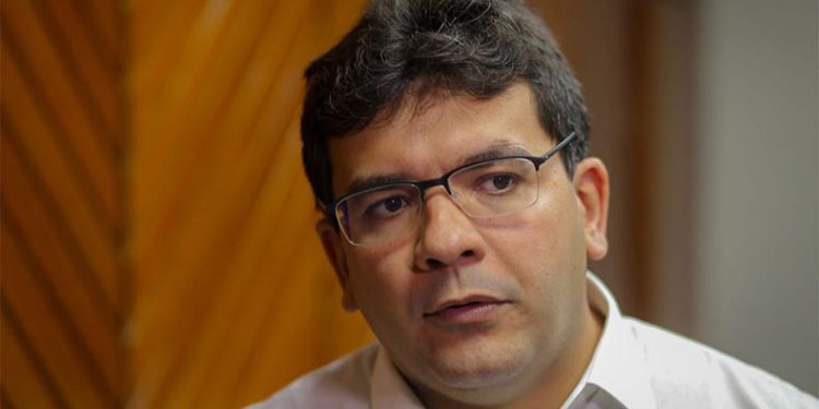 Rafael Fonteles diz que vai criar 9 delegacias especializadas no combate às facções criminosas