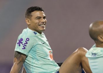 GUIA DA COPA: Thiago Silva é escolhido como capitão do Brasil na estreia nesta quinta-feira (24)