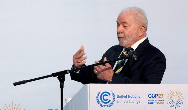 Lula volta a criticar teto de gastos e desdenha de reação dos mercados: “Paciência”