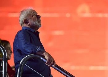 “O Lula foi no mínimo ingénuo” quando apanhou aquele Gulfstream Aerospace GVII-G600: há dupla polémica