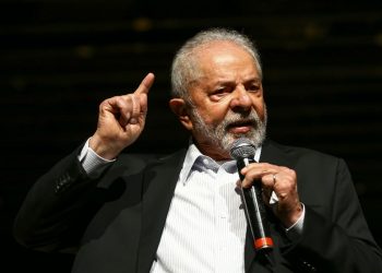 Presidente eleito Lula se submete a exames de rotina em São Paulo