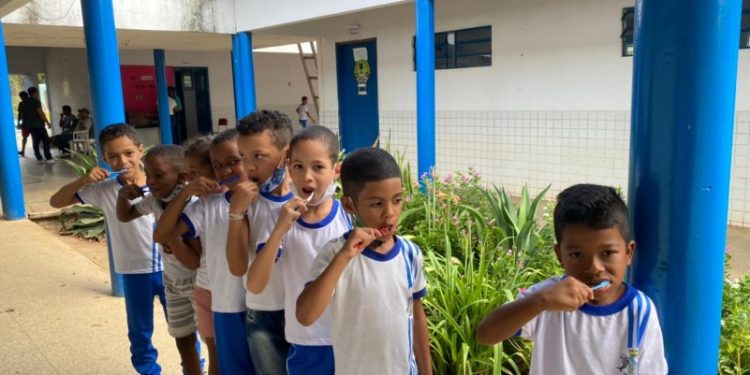 Programa Saúde nas Escolas trabalha a higiene Bucal  dos alunos de Floriano