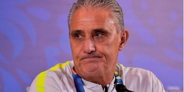 Que fase! Tite é assaltado e ainda leva puxão de orelha do bandido por ter perdido a Copa do Mundo