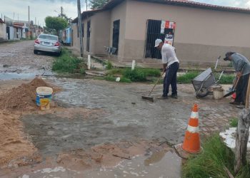Prefeitura de Floriano recupera ruas e avenidas no fim de ano