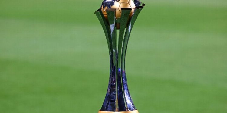 Mundial de Clubes terá edição à la Copa do Mundo, com 32 times, em 2025
