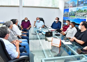 Projeto de reforma do Mercado Central de Floriano é apresentado ao prefeito Antônio Reis