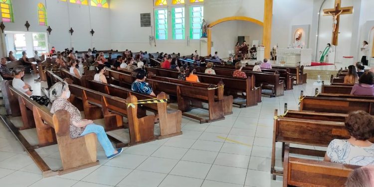 Arquidiocese divulga programação de missas natalinas em Teresina