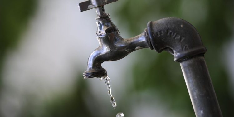 Cidade de Floriano tem interrupção de fornecimento de água neste sábado(24)