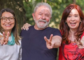 Cristina Kirchner é condenada a seis anos de prisão por corrupção