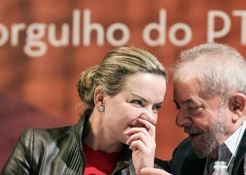Ministro Nunes Marques envia à PGR pedido de investigação feito por Bolsonaro contra Lula e Gleisi