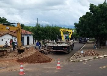 Agespisa realiza serviços no sistema de esgoto de Murici dos Portelas