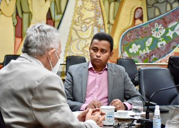 Deputado Dr. Francisco articula implantação do curso de Medicina na UFPI de Floriano