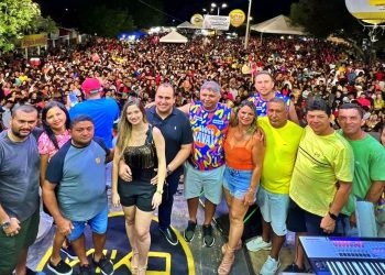 NOSSA SENHORA DE NAZARÉ: Nafolia reúne multidão e volta a ser o maior pré-carnaval dos Carnaubais