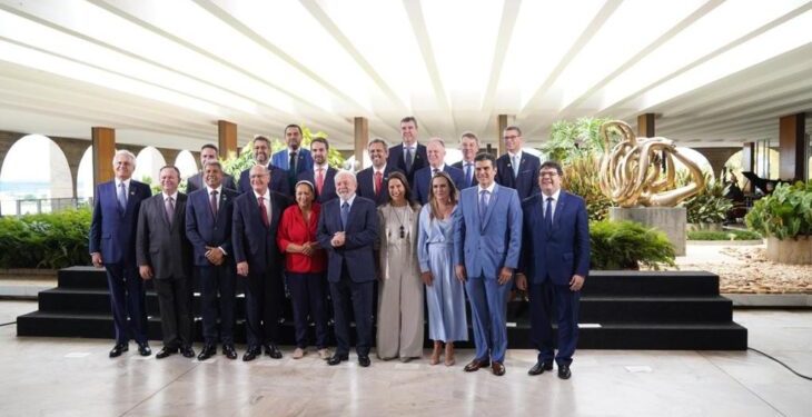 Rafael Fonteles participa de reunião de governadores com Lula e entrega projetos de investimentos no Piauí