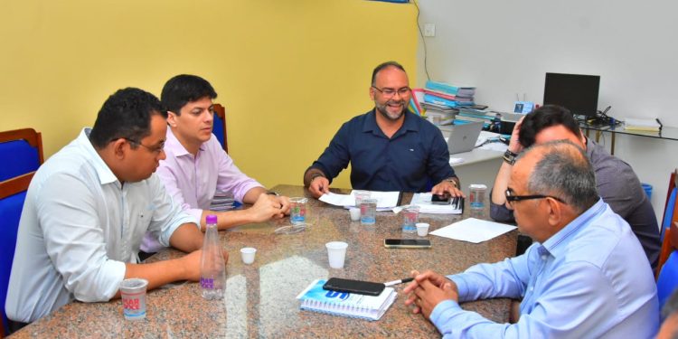 Reunião na Câmara de Vereadores acerta detalhes para a abertura do Ano Legislativo 2023