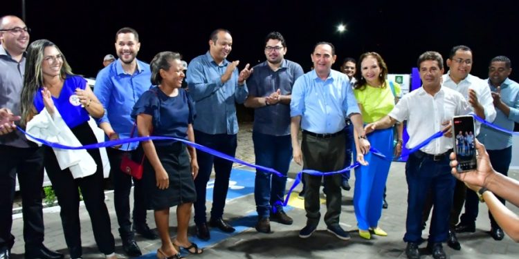 Inaugurada a mais nova praça de Floriano construída pela Prefeitura no Planalto Sambaíba