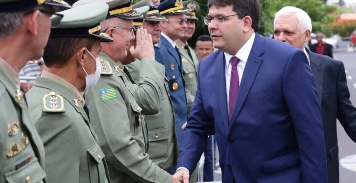 Govenador Rafael Fonteles oficializa chefes das Polícias Militar e Civil do Piauí