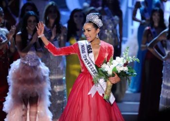 SOCIEDADE: Miss Estados Unidos vence concurso de Miss Universo 2023