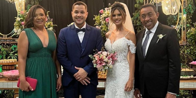 SOCIEDADE: Casamento de Júlio César e Hellen movimentou a sociedade em Floriano e MAIS…