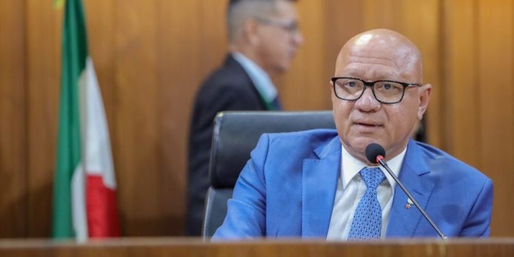 Franzé propõe sistema de integração ônibus-metrô em Teresina