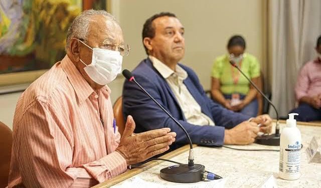 Prefeito Dr. Pessoa anuncia reajuste aos professores acima do piso nacional