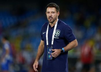 CBF confirma 1º amistoso pós-Copa com Ramon de técnico e em estádio de eliminação do Flamengo