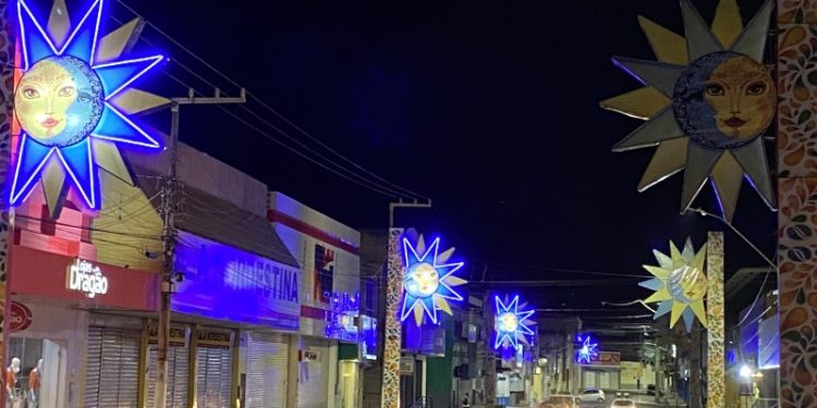 Avenida do Samba de Floriano ganha vida e cor inspirada no tema ‘Carnaval de um Novo Tempo’