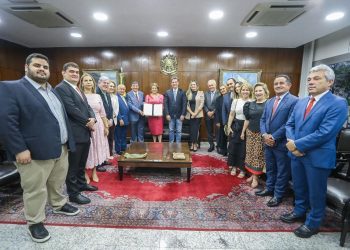 SOCIEDADE: A posse da Senadora Jussara Lima foi prestigiada em BSB e MAIS…