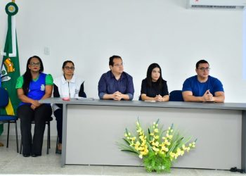 GUIA DO FOLIÃO: Prefeitura de Floriano através da COEF, orienta barraqueiros sobre cuidados com a manipulação de alimentos e descarte de lixo