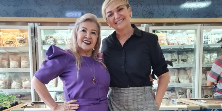 SOCIEDADE:  Marinalda Oliveira e Cel. Elizete em dia de compras e MAIS…