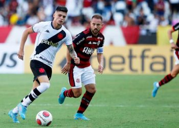 Gabriel Pec exalta elenco do Vasco e mostra confiança para o jogo contra  o Flamengo