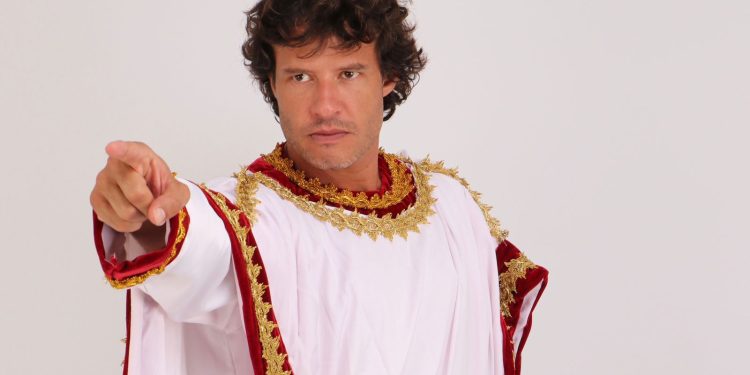 Estudo e pesquisa marcam preparação de Nando Rodrigues para viver Pilatos na Paixão de Cristo de Floriano