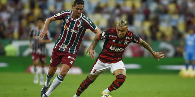 Flamengo e Fluminense jogam hoje (8) pelo título da Taça Guanabara