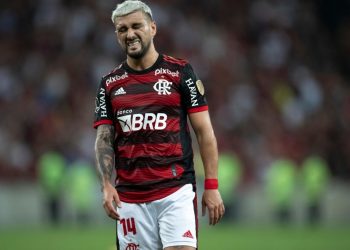 Lesionado, Arrascaeta vai desfalcar o Flamengo na decisão do Carioca e na estreia na Libertadores