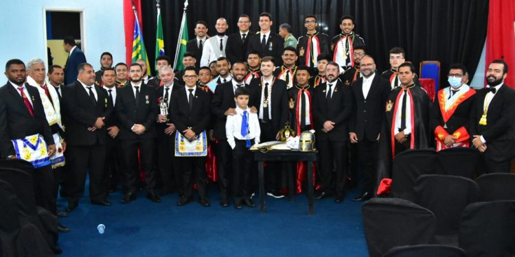 Câmara Municipal de Floriano homenageia o Dia do DeMolay em sessão solene