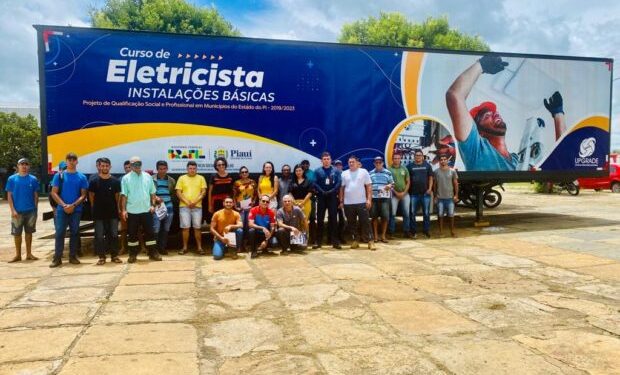 Programa Qualifica Piauí realiza capacitações em Castelo do Piauí