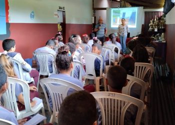 JOSÉ DE FREITAS: Alunos do Educandário Santo Elias tem palestra sobre o sistema de abastecimento de água