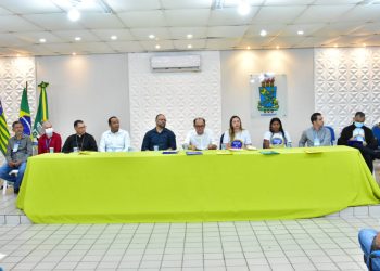 Vereadores de Floriano participam da 8ª Conferência Municipal de Saúde