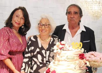 SOCIEDADE: Dona Auristela comemorou seus 100 anos em família e MAIS…