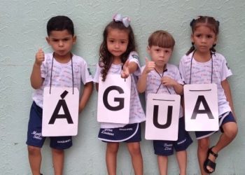 Crianças aprendem na escola a preservar recursos naturais no Dia Mundial da Água