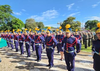 Polícia Militar celebra o Dia de Tiradentes e realiza entrega de Espadins aos Oficiais em formação