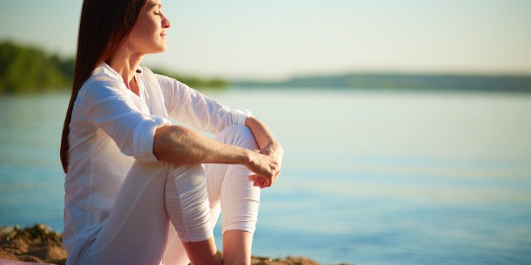 Cuidados com o corpo e mente promovem bem-estar e melhora a autoestima