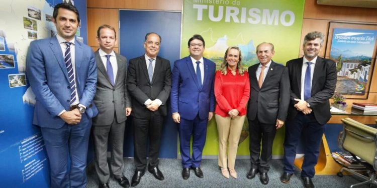 100 DIAS DE GOVERNO: Piauí investe em projetos para melhorar e promover o setor turístico