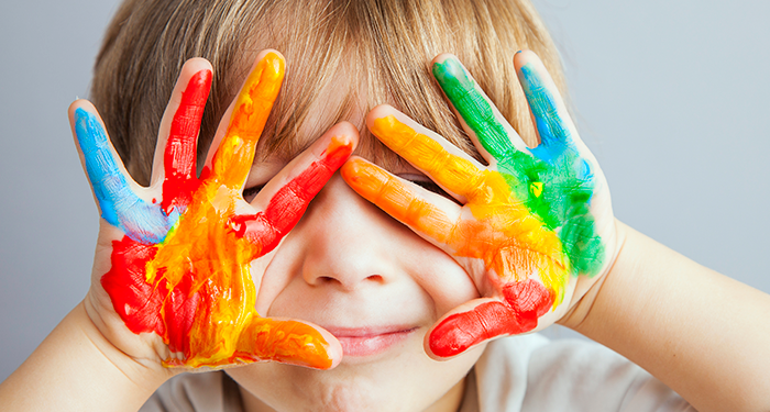 CONSCIENTIZAÇÃO DO AUTISMO: É hora de abraçar o autismo