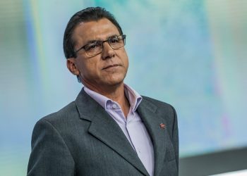 Ministro do Trabalho anuncia isenção no Imposto de Renda para quem ganha até R$ 5 mil