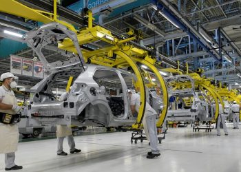 Economia brasileira cresce 2,4% no 1º trimestre, mostra prévia do Banco Central