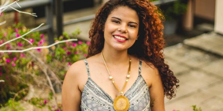 Cantora Jamile Jah faz campanha para participar do Piauí Pop 2023, vote