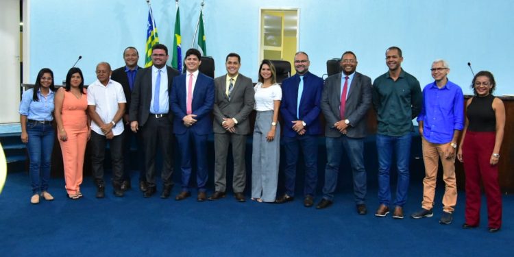 FLORIANO: Vereadores cobram mais agilidade em serviços de infraestrutura e limpeza