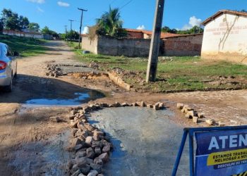 Prefeitura de Floriano, através da Secretaria de Infraestrutura avança na recuperação de ruas e estrada rural