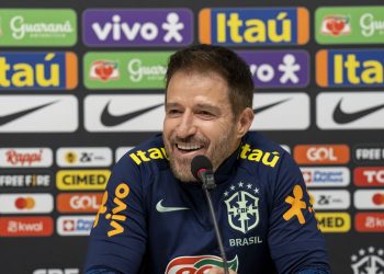 Ramon Menezes diz esperar Brasil vitorioso diante da Guiné neste sábado (17)